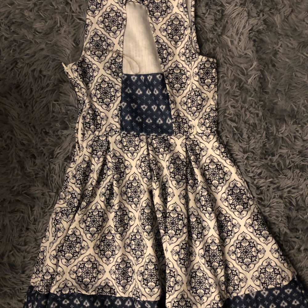 Girls dress size XS